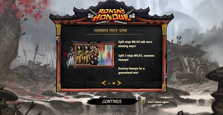 Base game: layout, bet controls and balance display.